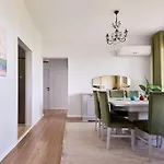 Luxury With Bosphorus View In Sariyer! * اسطنبول