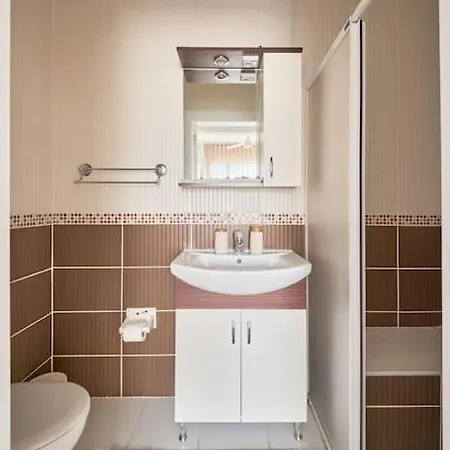 Luxury With Bosphorus View In Sariyer! Apartamento *