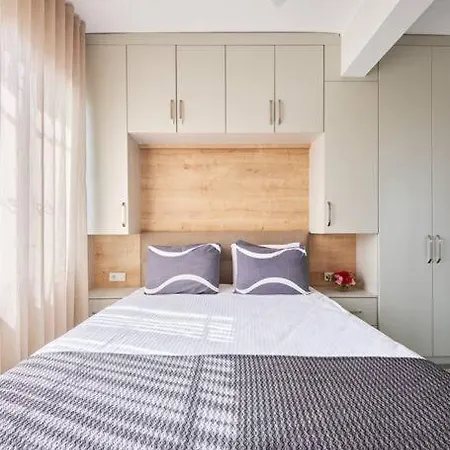 Luxury With Bosphorus View In Sariyer! Estambul