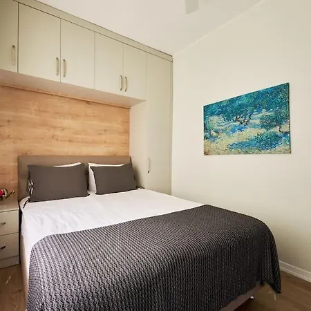 Luxury With Bosphorus View In Sariyer! * Estambul