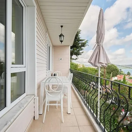 Apartment Luxury With Bosphorus View In Sariyer! Istanbul