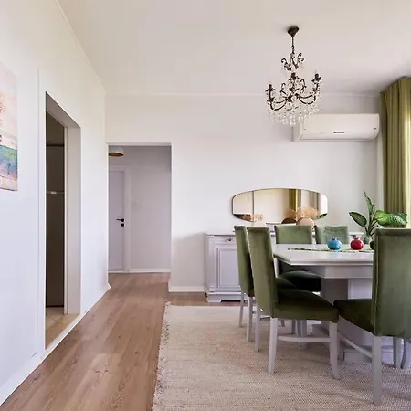 Luxury With Bosphorus View In Sariyer! * Estambul